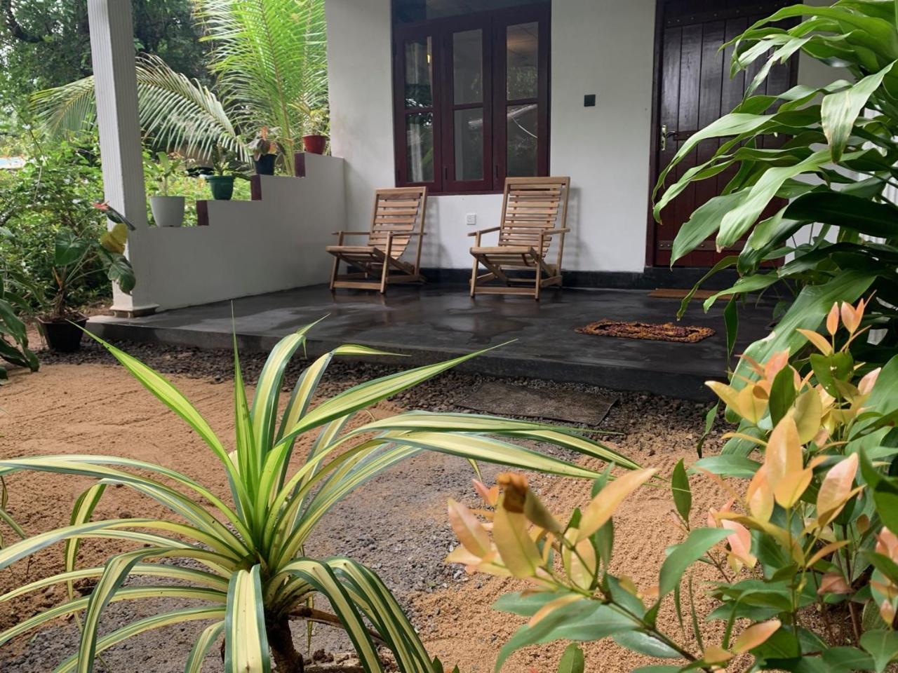 Manju Homestay Σιγκιρίγια Εξωτερικό φωτογραφία