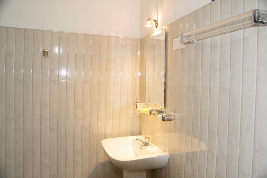 Manju Homestay Σιγκιρίγια Εξωτερικό φωτογραφία